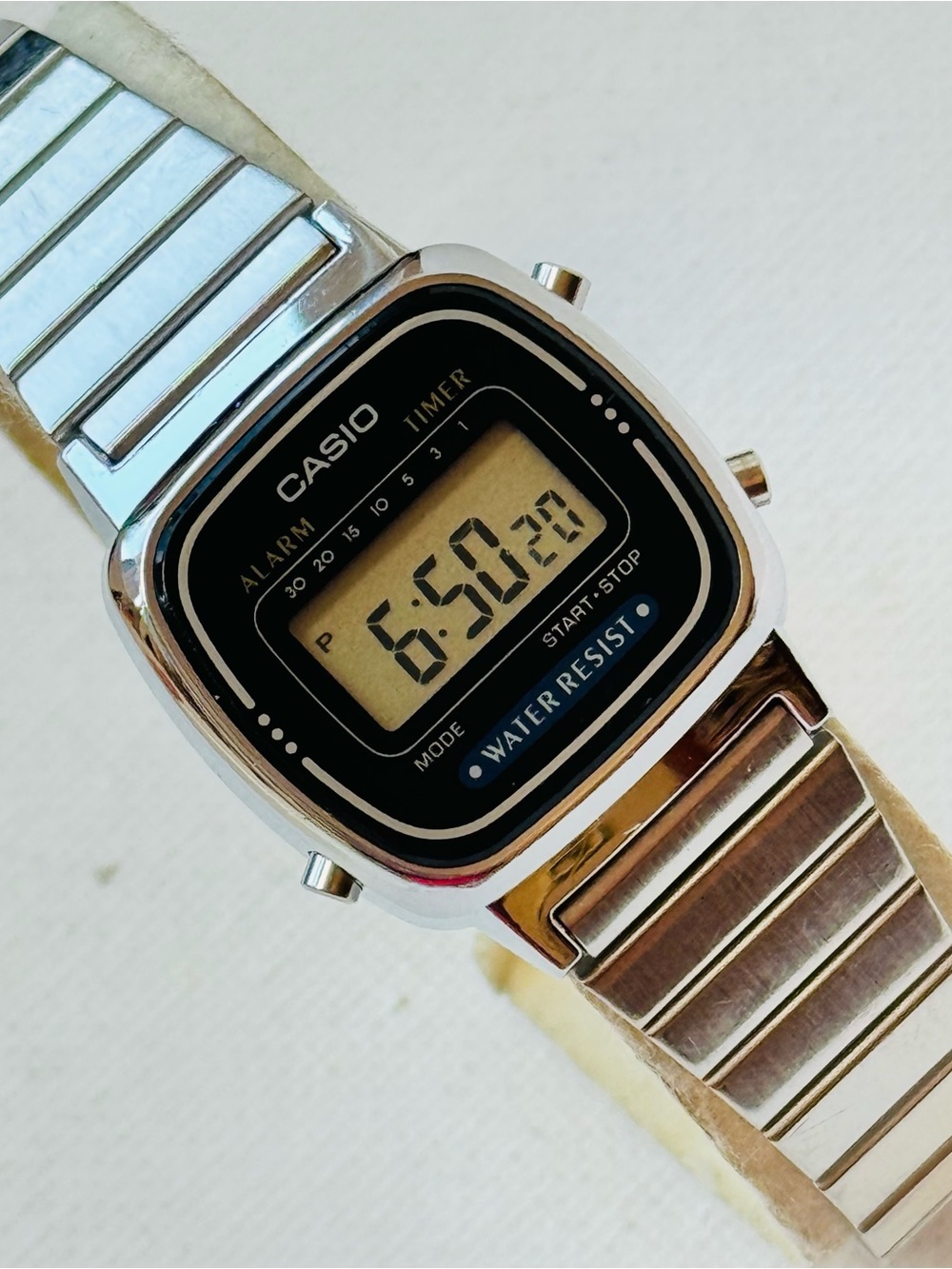 Casio Vintage Women's Small Silver Digital Watch 3191 LA670W